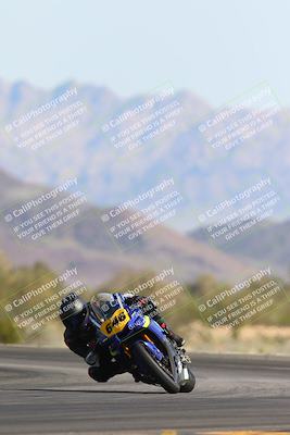 media/Mar-10-2024-SoCal Trackdays (Sun) [[6228d7c590]]/3-Turn 14 (1020am)/